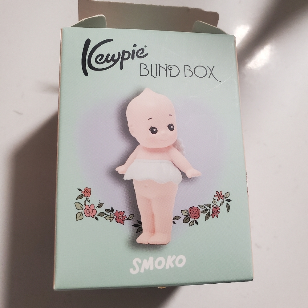 Smoko Kewpie Blind Box NWT!